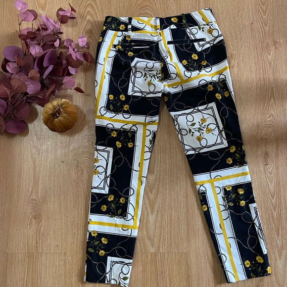 New York & Co 7th Avenue Floral Stretch Audrey Slim Leg Ankle Pants - Picture 10 of 11